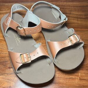 Kids Rose Gold Leather Buckle Sandals with Gold Buckles